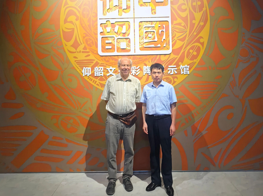 德中學(xué)者仰韶“尋源”：走進(jìn)仰韶文化圣地，探秘千年彩陶技藝